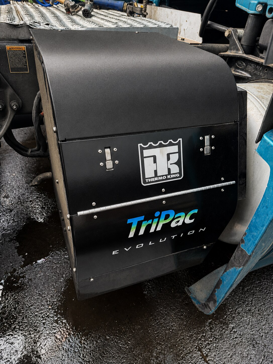 New Thermo King TriPac enclosure door after replacement