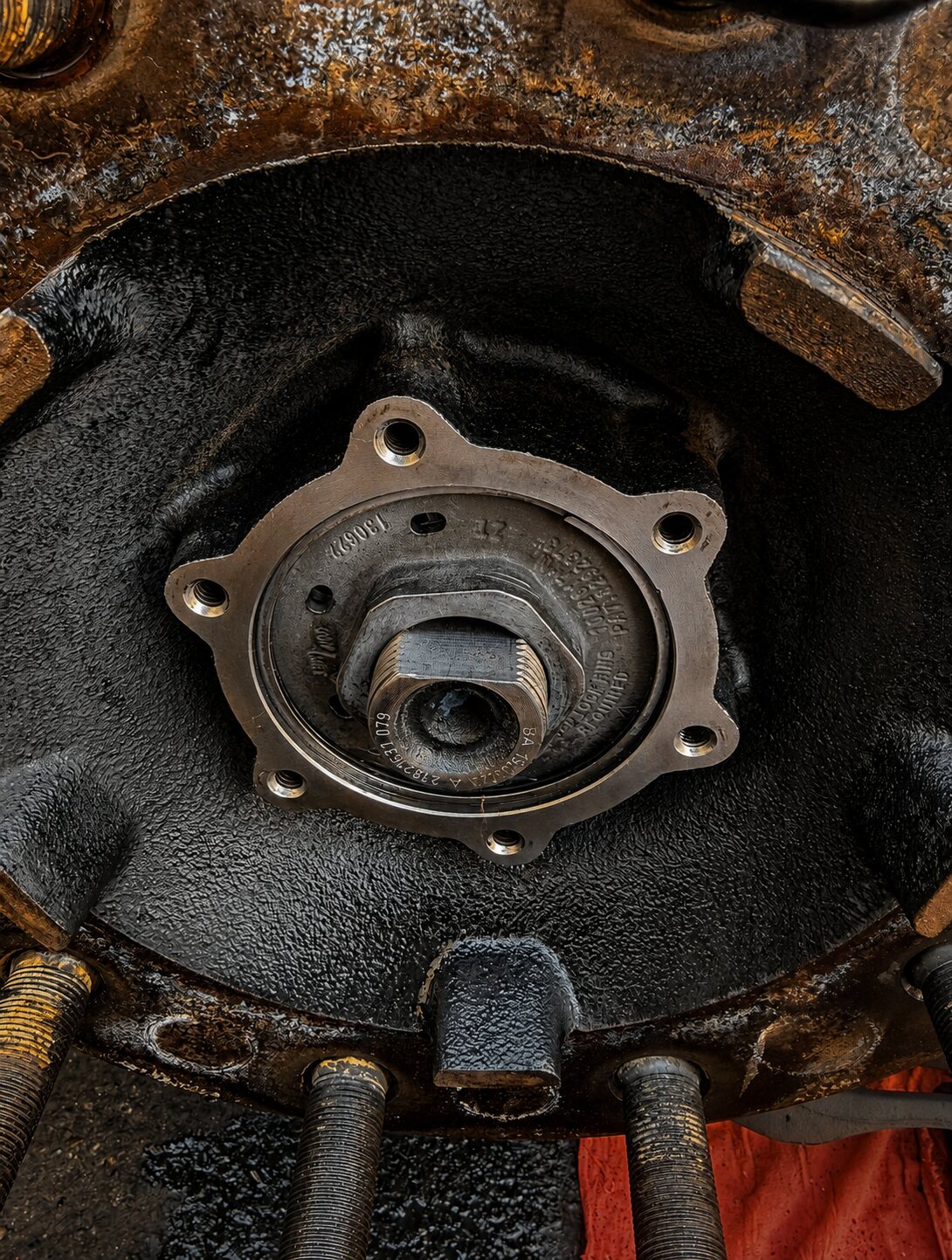 Wheel-End Brake Service: Wheel end opened
